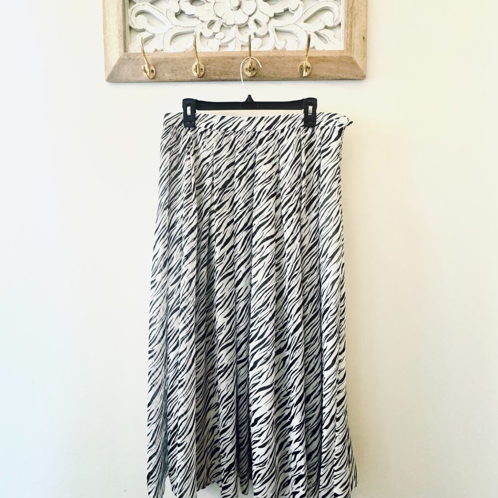 Animal Print Pleated Lined Black Midi Maxi Skirt